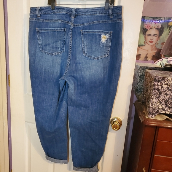 Lane Bryant Distressed Boyfriend Jeans Size 18 (missing button, a… - Picture 5 of 9